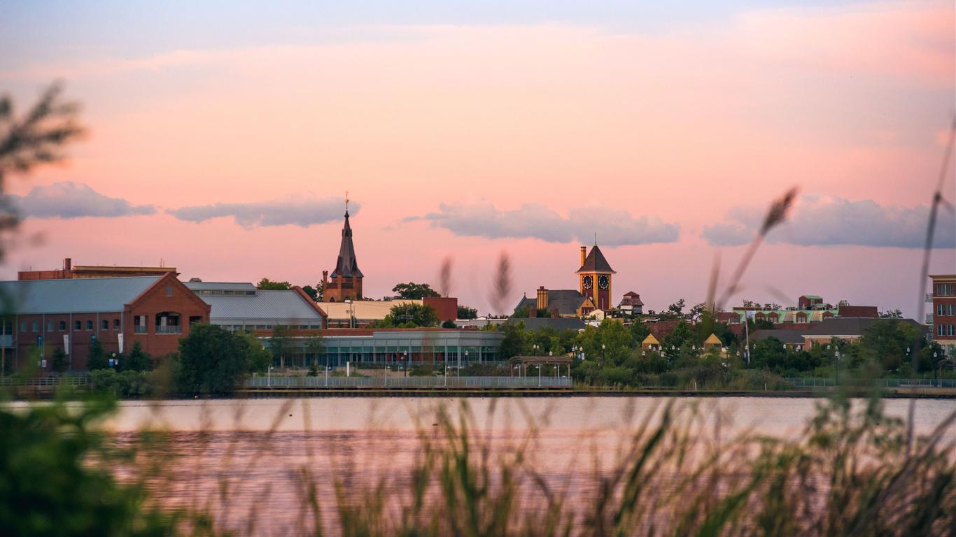 Flights to New Bern