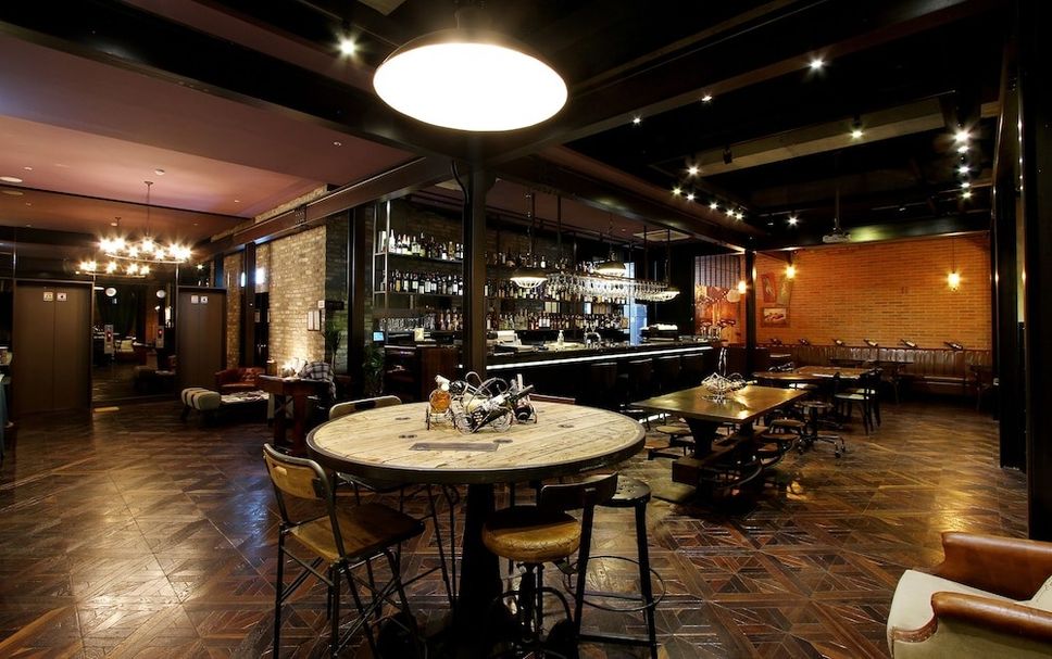 Bar Photo