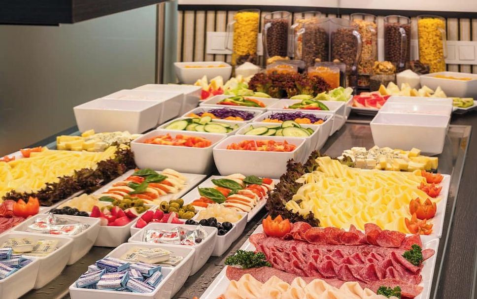 Buffet Photo
