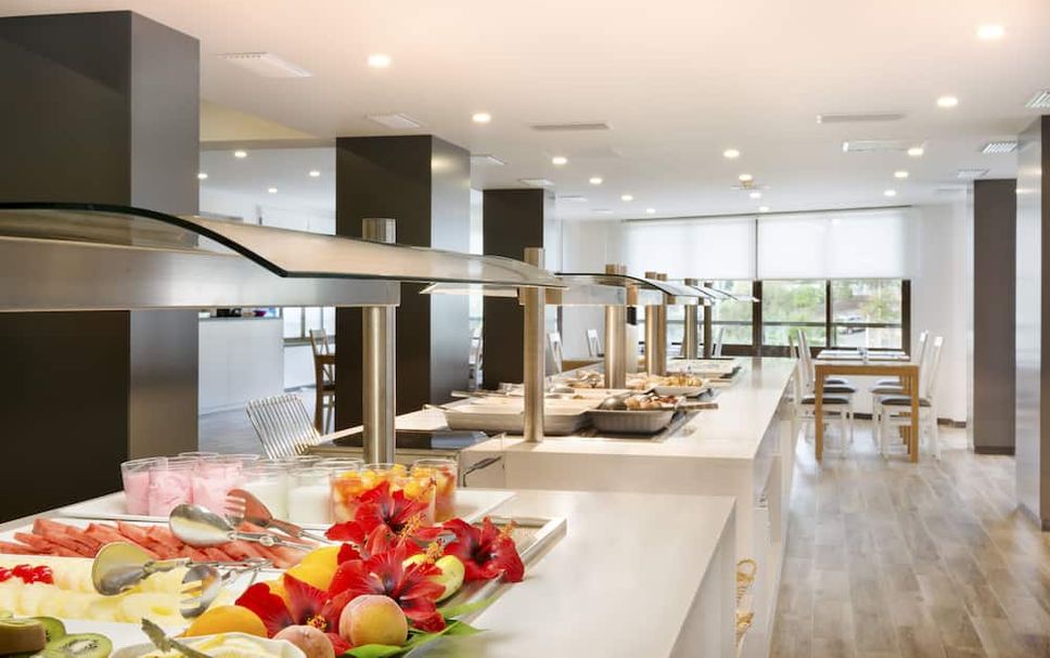Buffet Photo