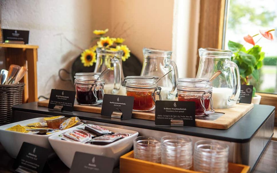 Buffet Photo
