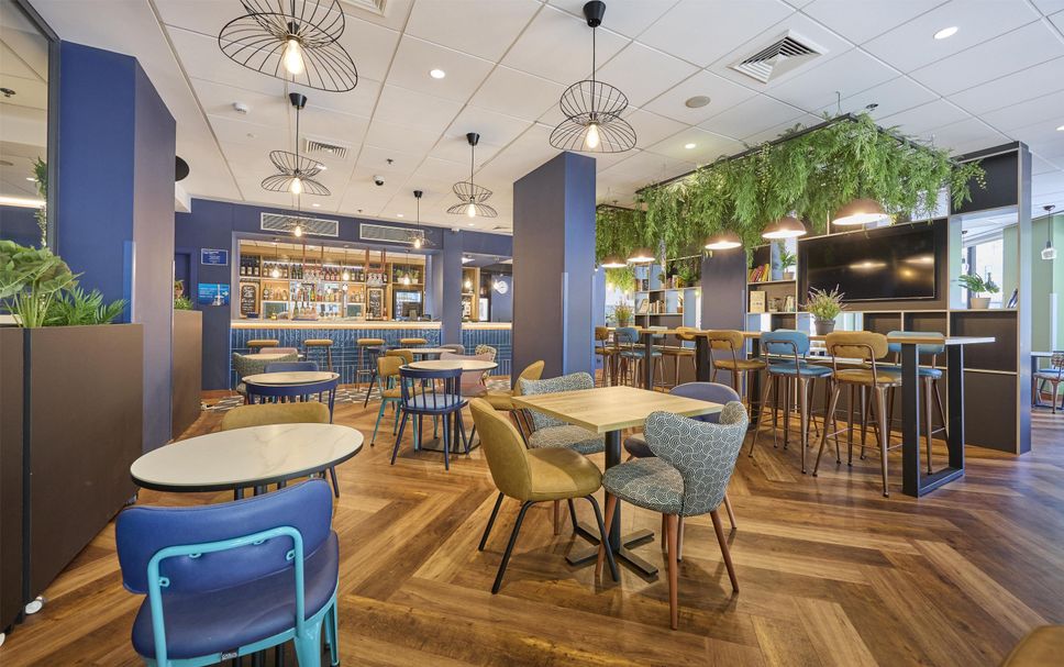 Restaurant Photo