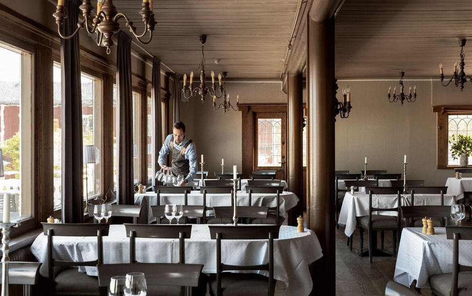 Restaurant Photo