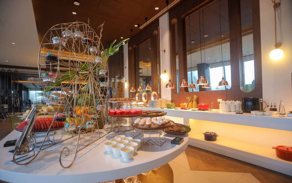 Buffet Photo