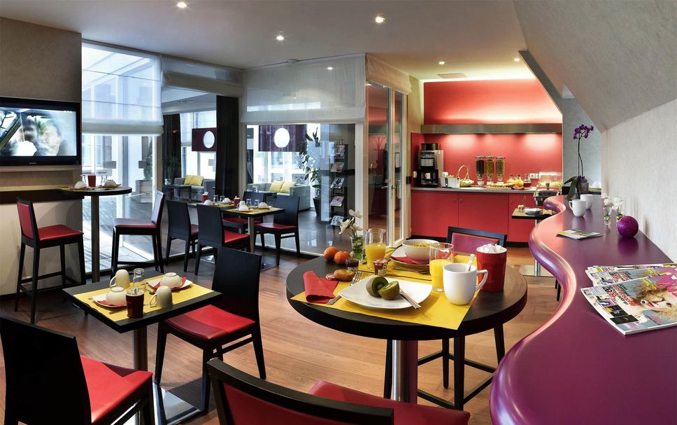 Restaurant Photo