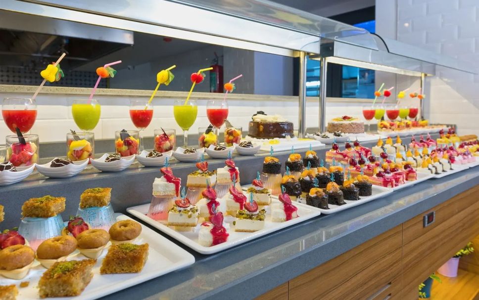 Buffet Photo