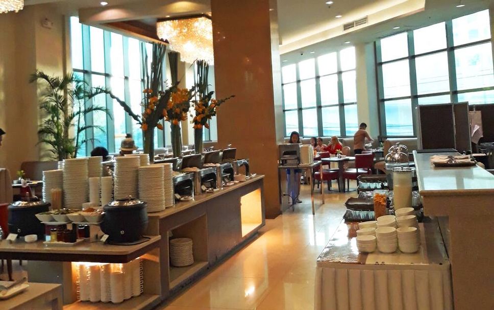 Buffet Photo