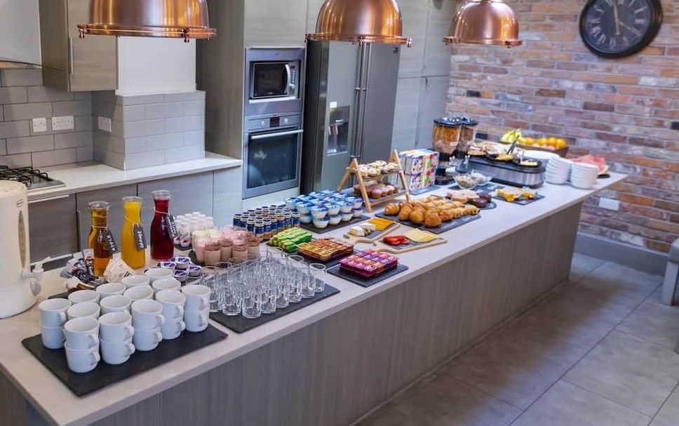 Buffet Photo