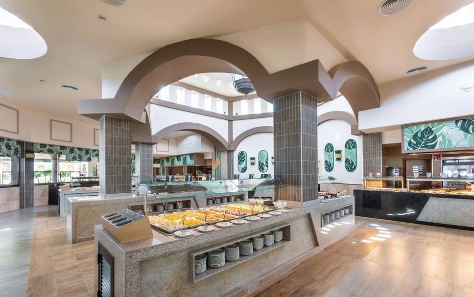 Buffet Photo